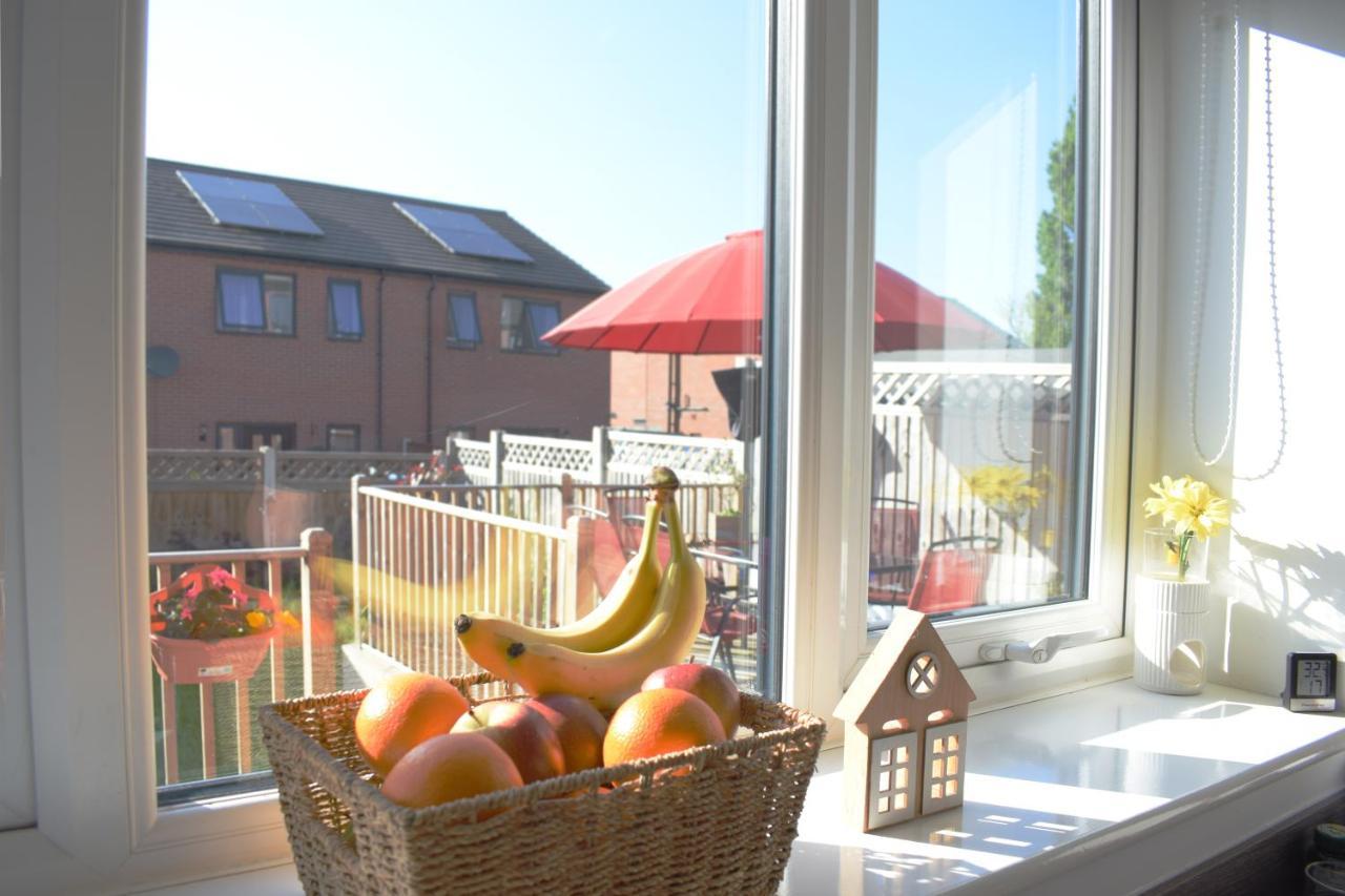 Maya Boutique Inn - Garden Wythenshawe Exteriör bild